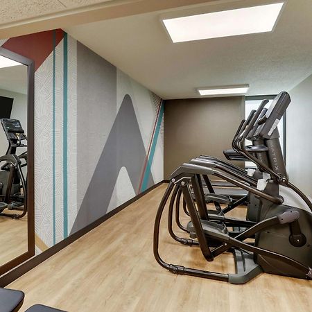 Drury Inn & Suites Marion Esterno foto