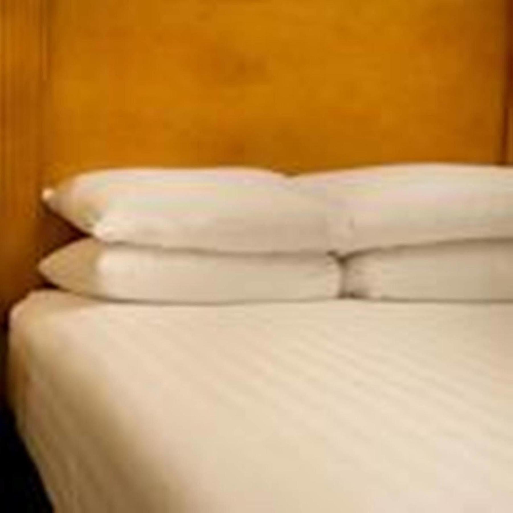 Drury Inn & Suites Marion Esterno foto