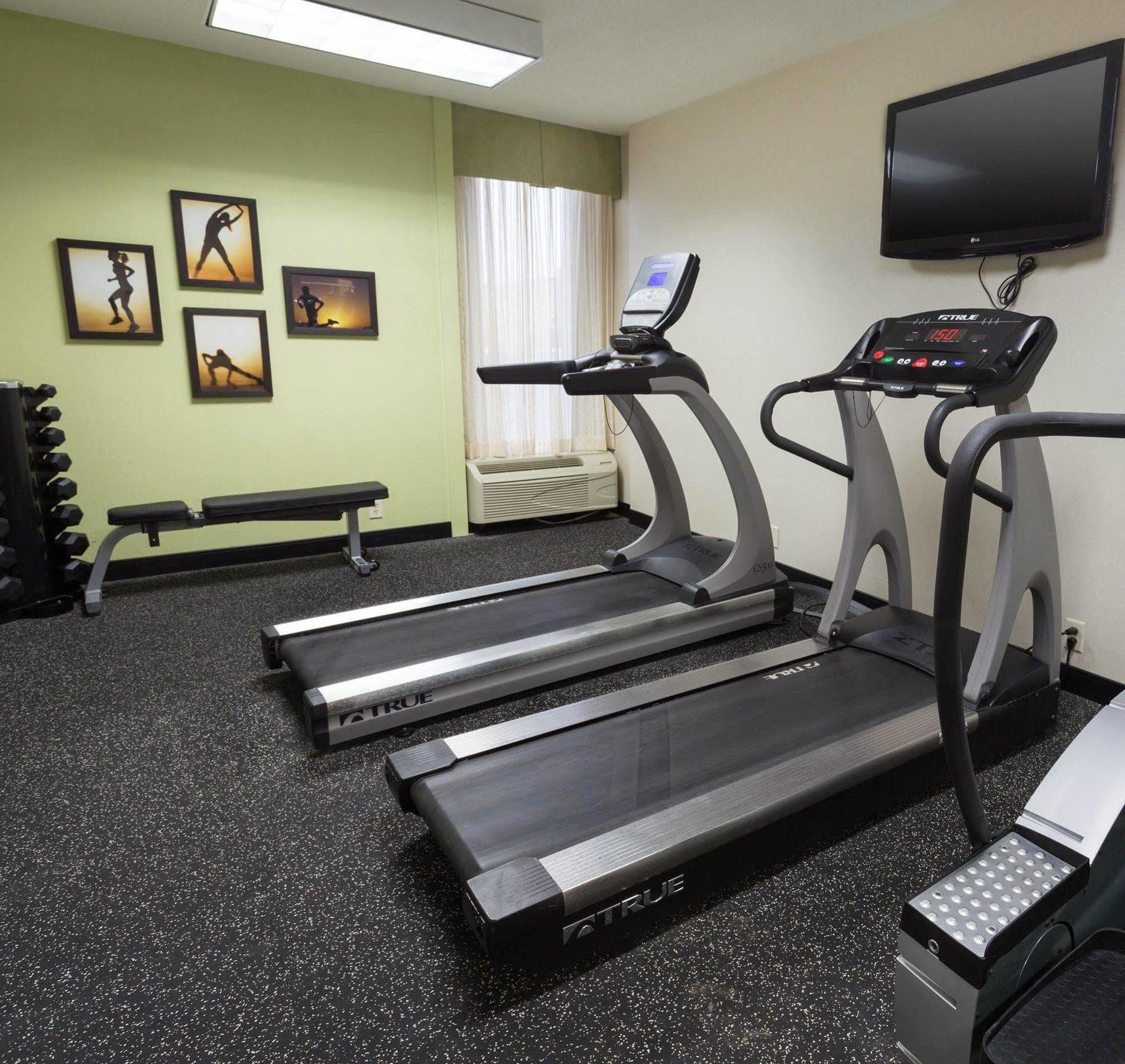 Drury Inn & Suites Marion Esterno foto