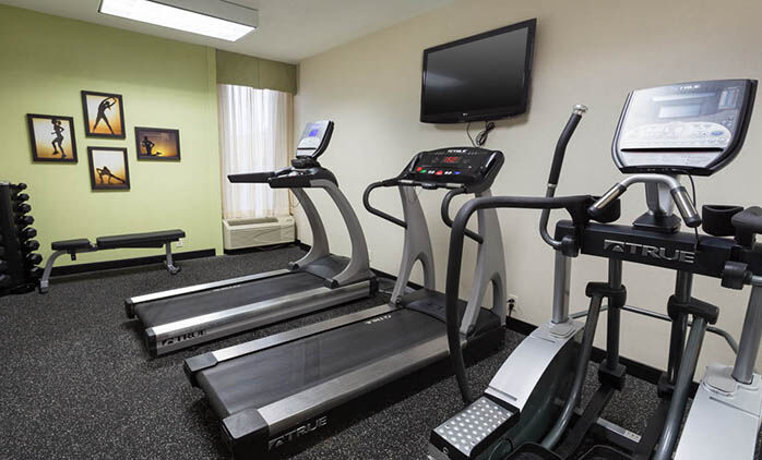 Drury Inn & Suites Marion Esterno foto